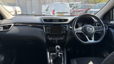 Nissan Qashqai 1.3 DiG-T Acenta Premium 5dr Petrol Hatchback